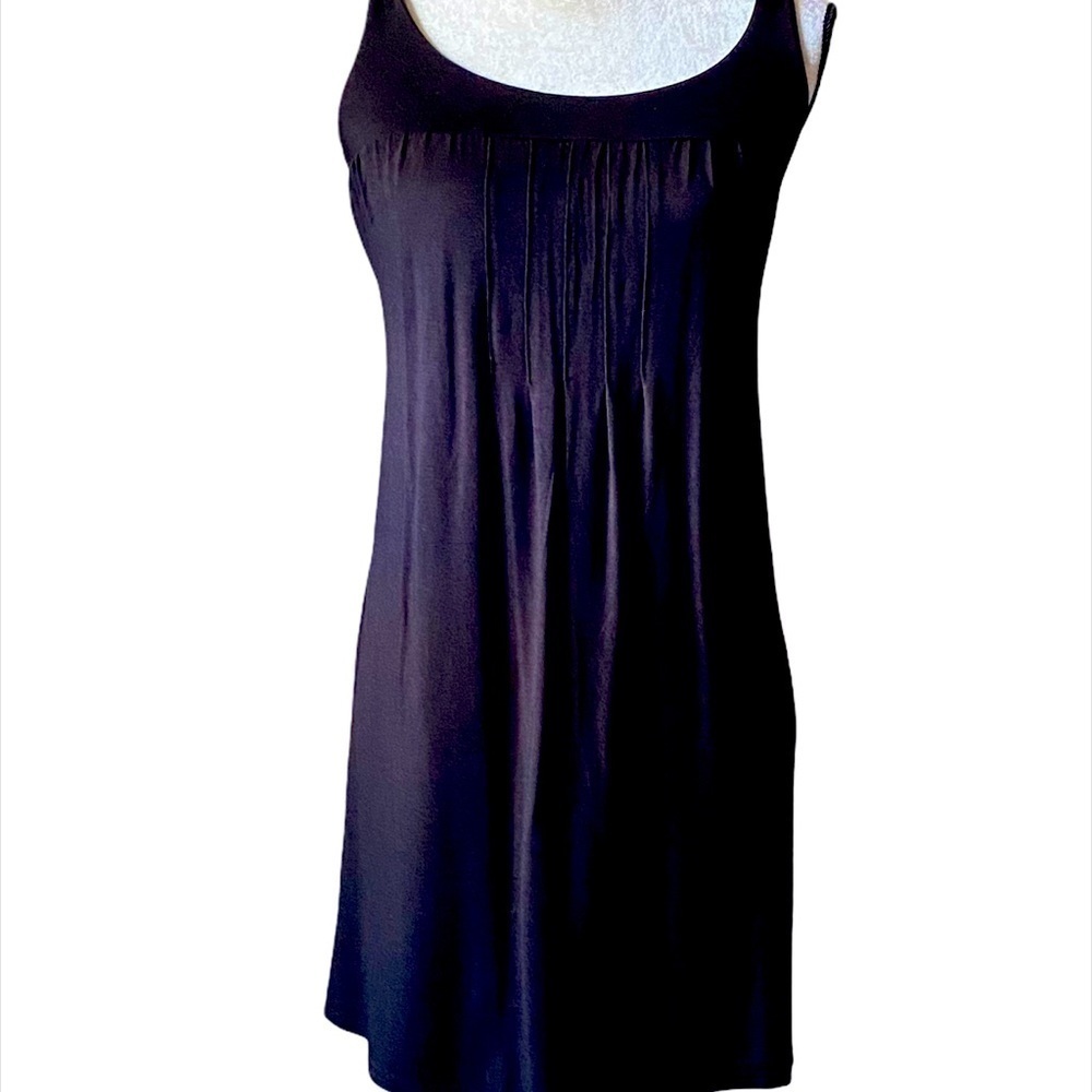 TART-BLACK DRESS WITH CUTOUT BACK-XS